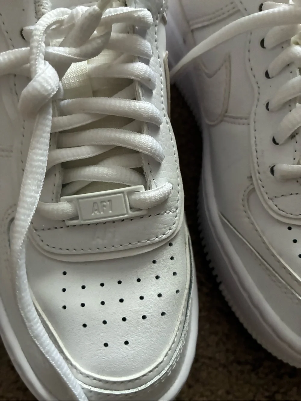 Nike Women's White Low-Top Sneakers - Picture 2 of 5